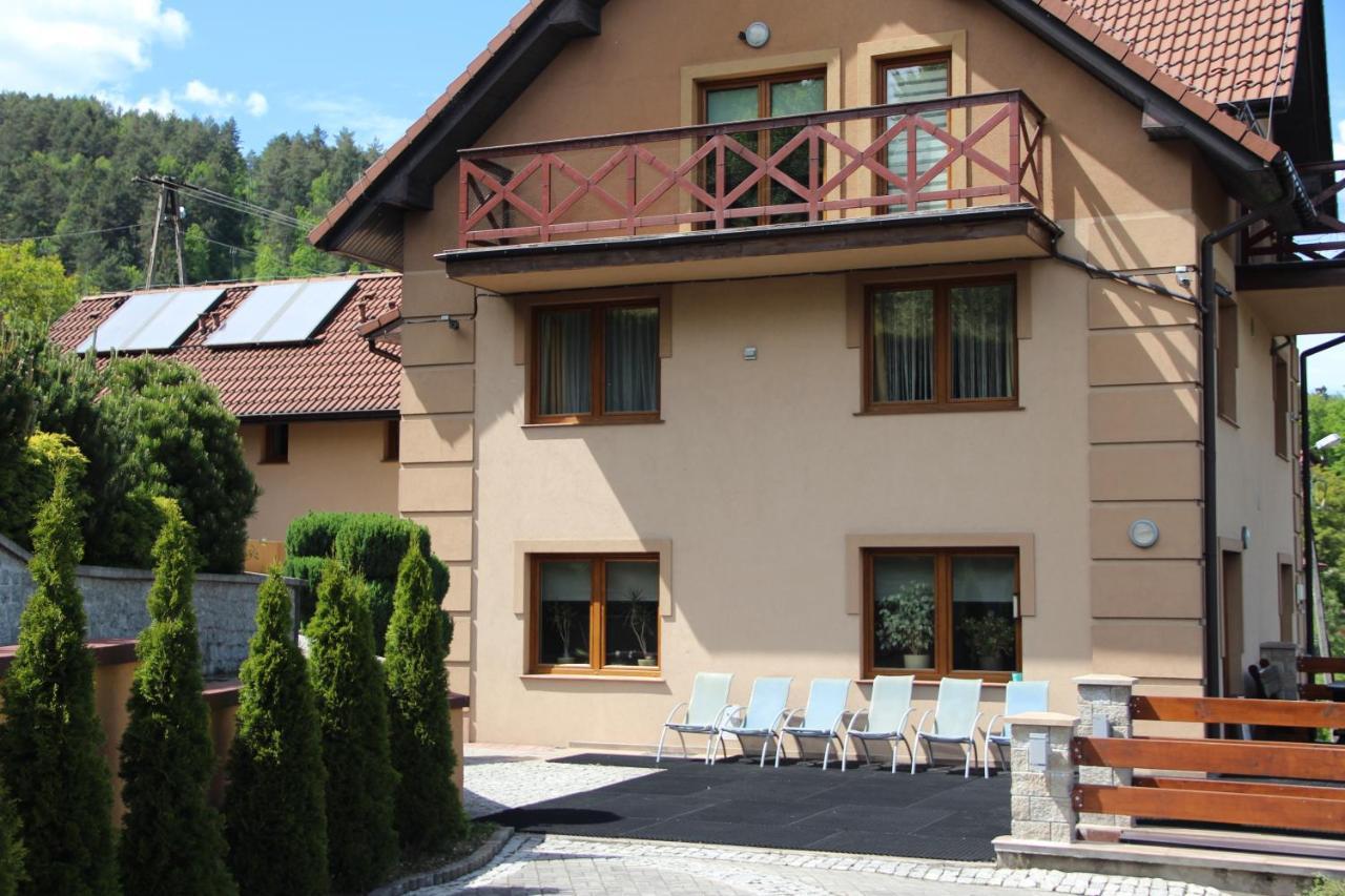 Dom W Gorach "Tresna" Hotel Luaran gambar