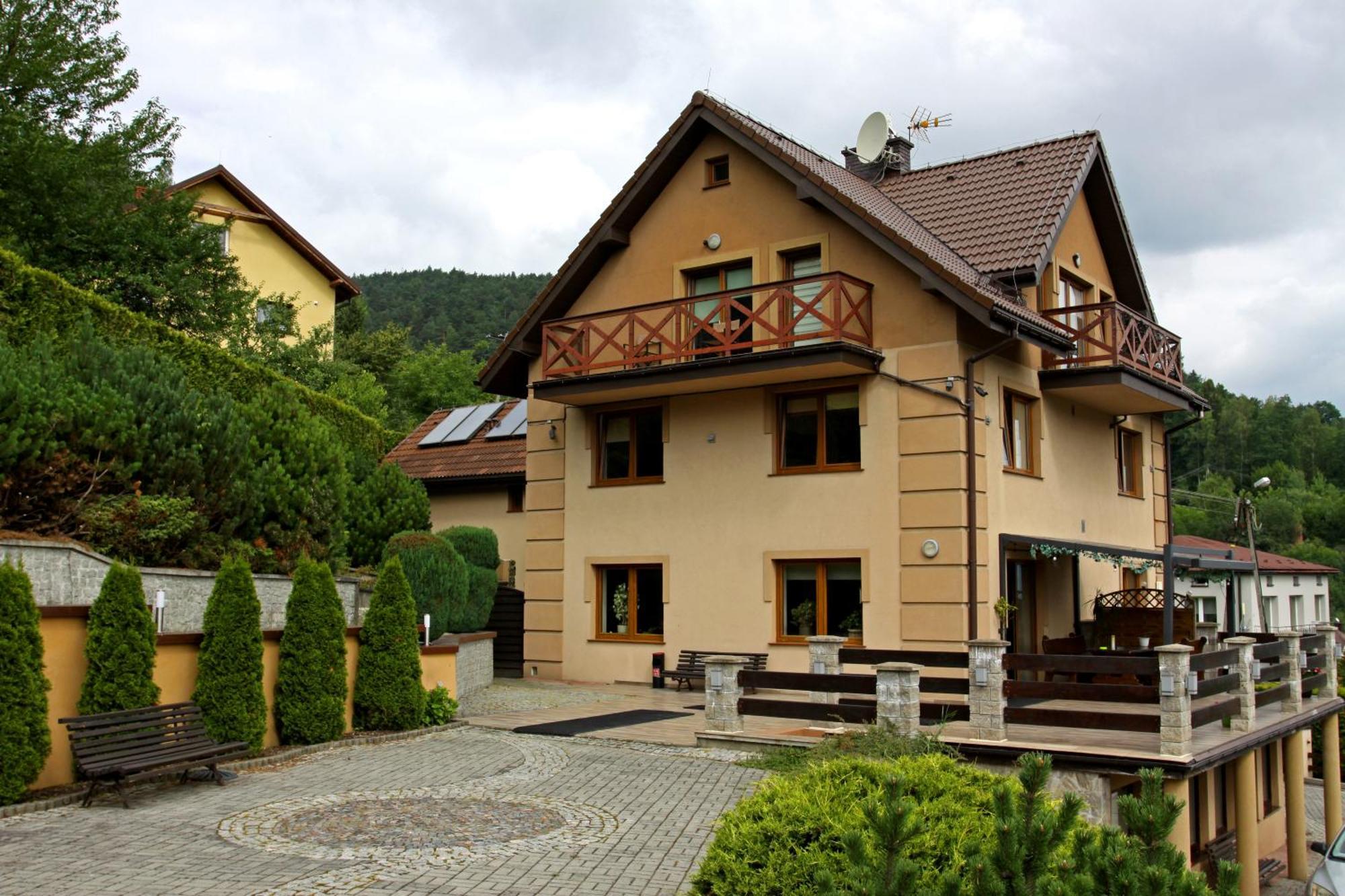 Dom W Gorach "Tresna" Hotel Luaran gambar